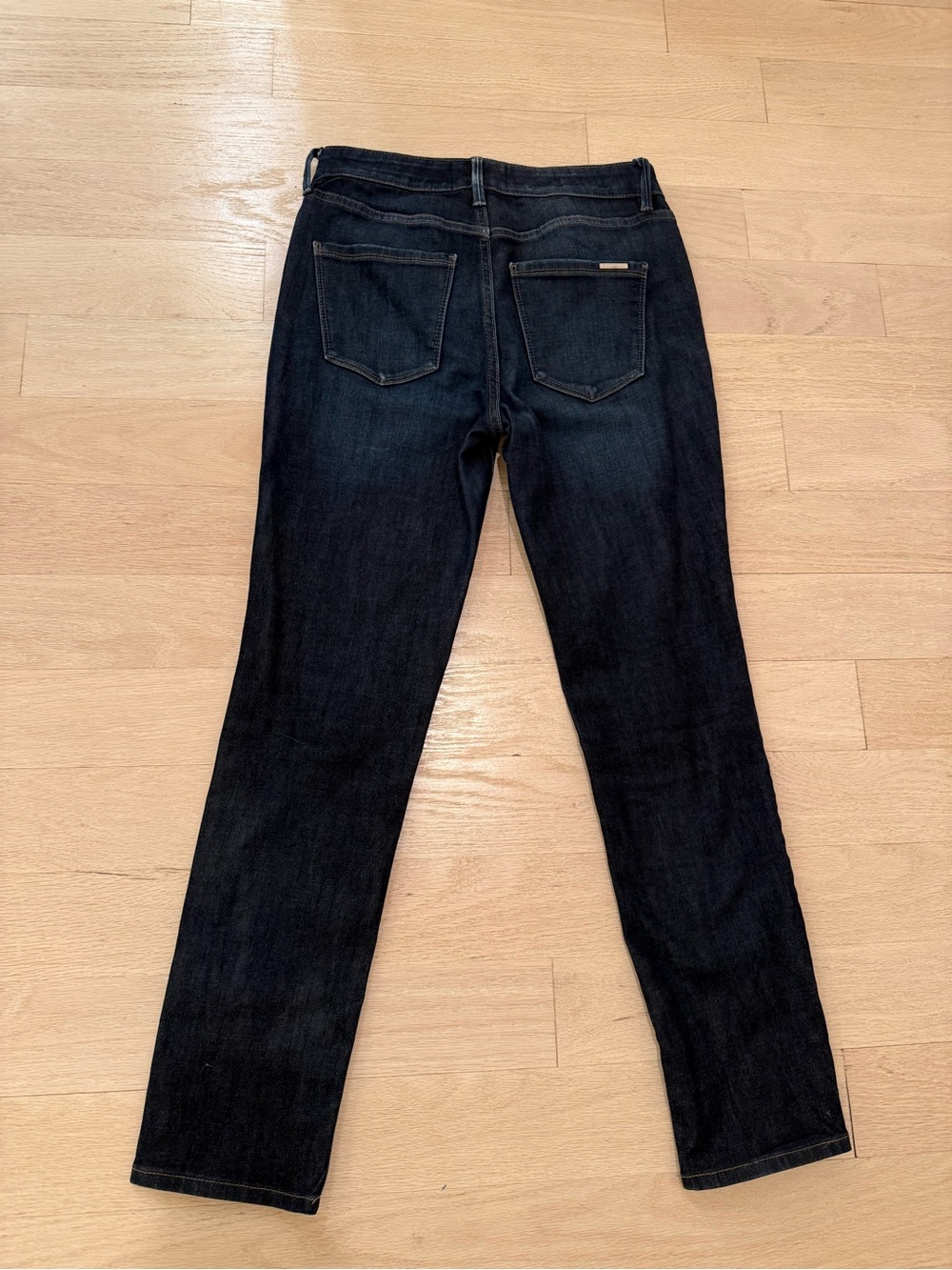 White House Black Market Dark Blue Slim Sculpt Jeans 4P - Picture 3 of 3